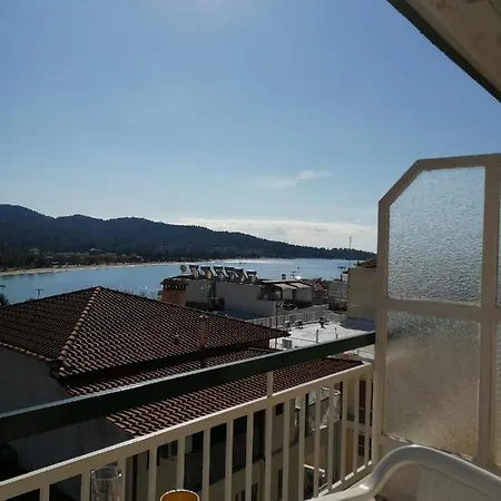 Rania House Neos Marmaras